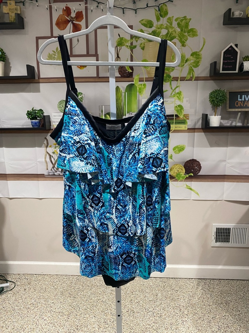 Avenue Women’s Blue Black Ruffle One-Piece Swimsuit